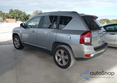 2017 Jeep Compass Sport Fwd z USA, uszkodzony, nr VIN 1C4NJCBA6HD147826